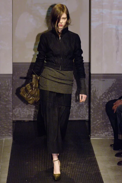 Look 18